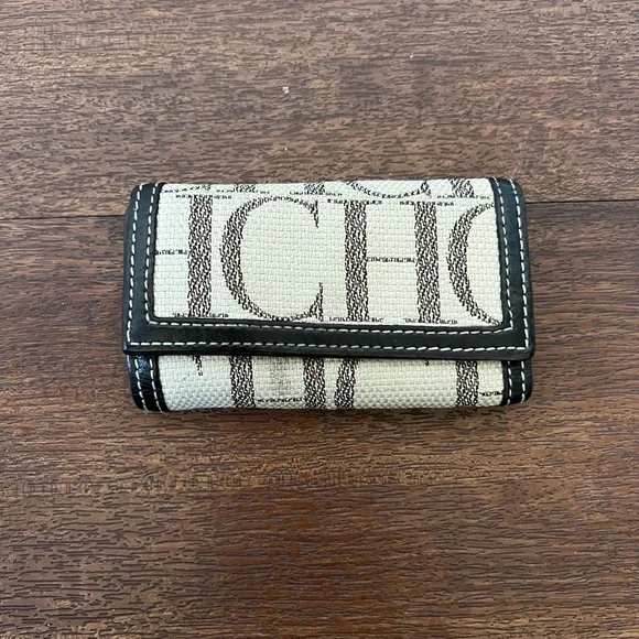 Carolina Herrera Key Holder
